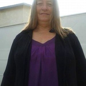 Meet your Posher, Debra